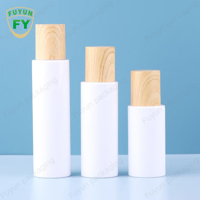 frasco 60ml de creme geado claro com grupos de empacotamento cosméticos de vidro da tampa de bambu do teste padrão